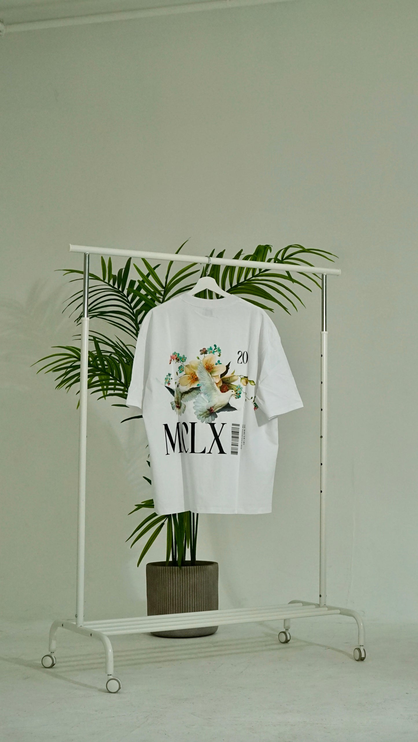 Oversized "MCLX" T-shirt